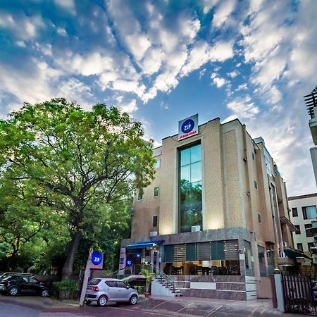 Zip By Spree Hotels Delhi Greater Kailash Nové Dillí Exteriér fotografie
