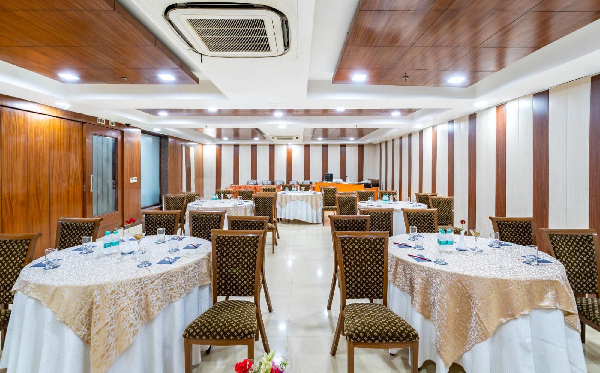 Zip By Spree Hotels Delhi Greater Kailash Nové Dillí Exteriér fotografie